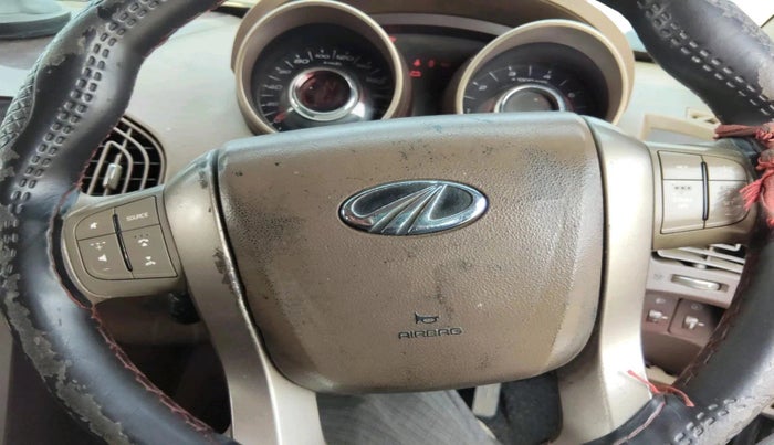 2013 Mahindra XUV500 W6, Diesel, Manual, 1,65,374 km, interior