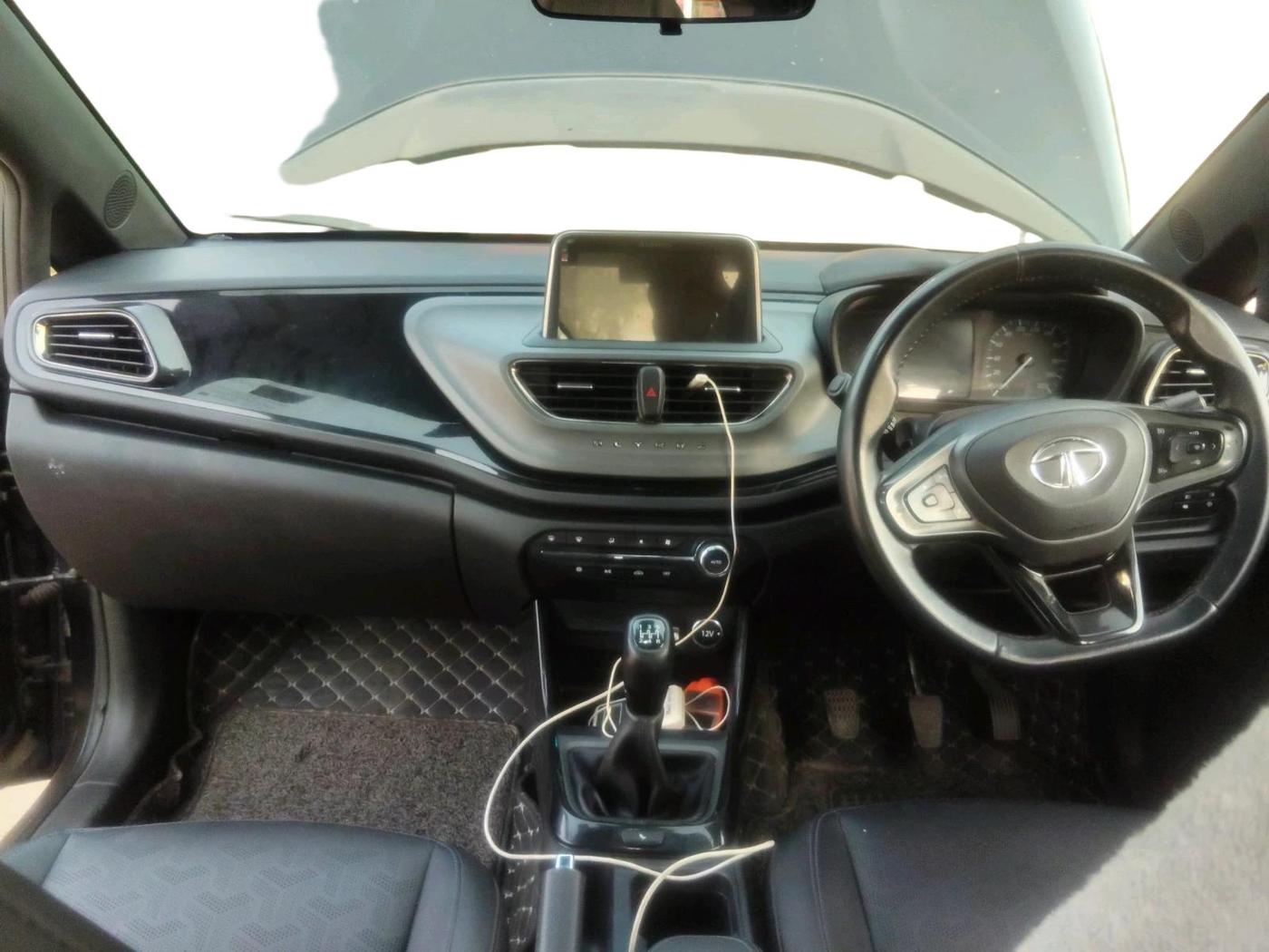 2023 Tata ALTROZ XZ Plus (S) Dark Edition, Petrol, Manual, 70,000 km, interior
