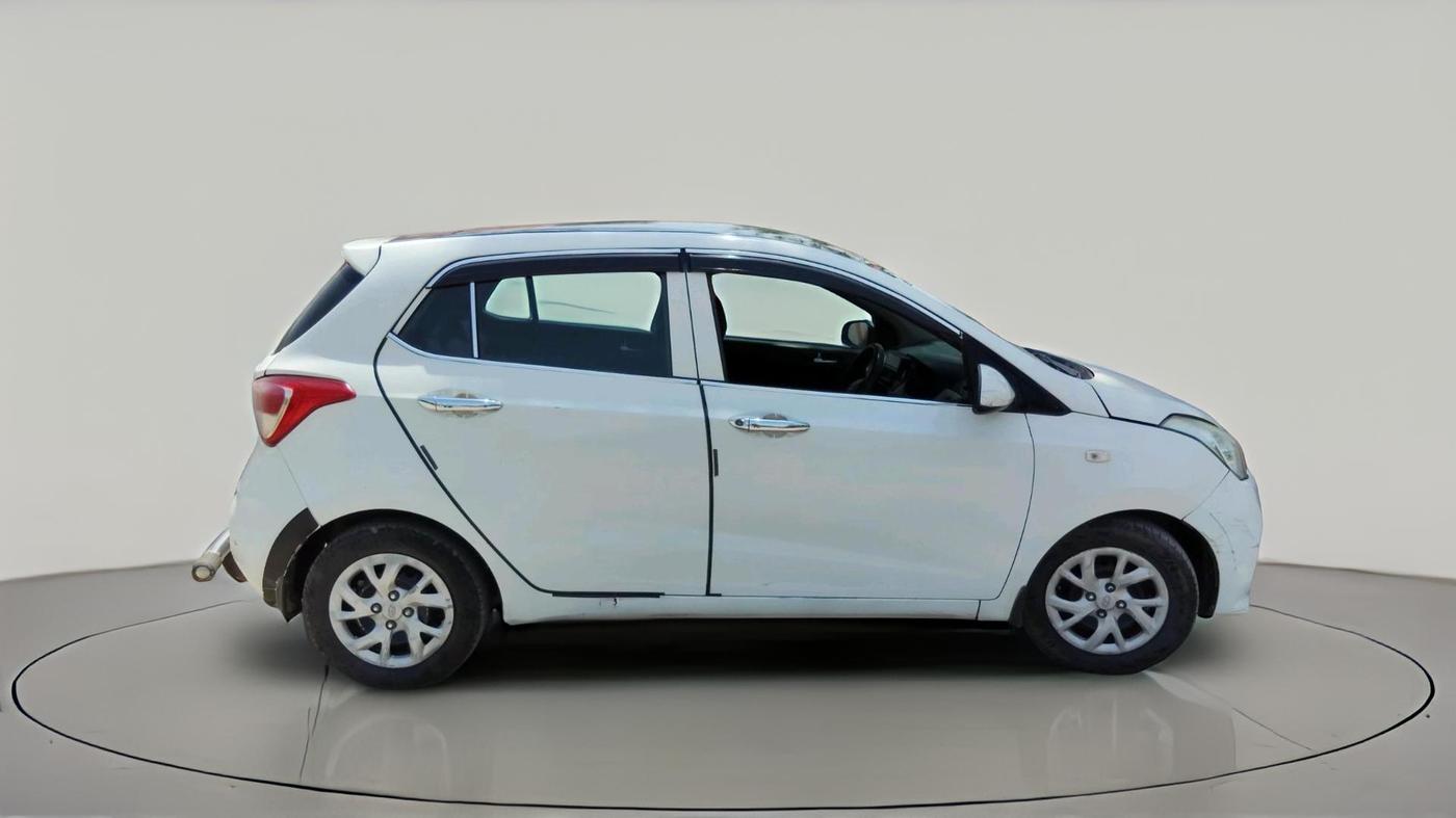 2017 Hyundai Grand i10 SPORTZ 1.2 KAPPA VTVT, Petrol, Manual, 81,148 km, exterior