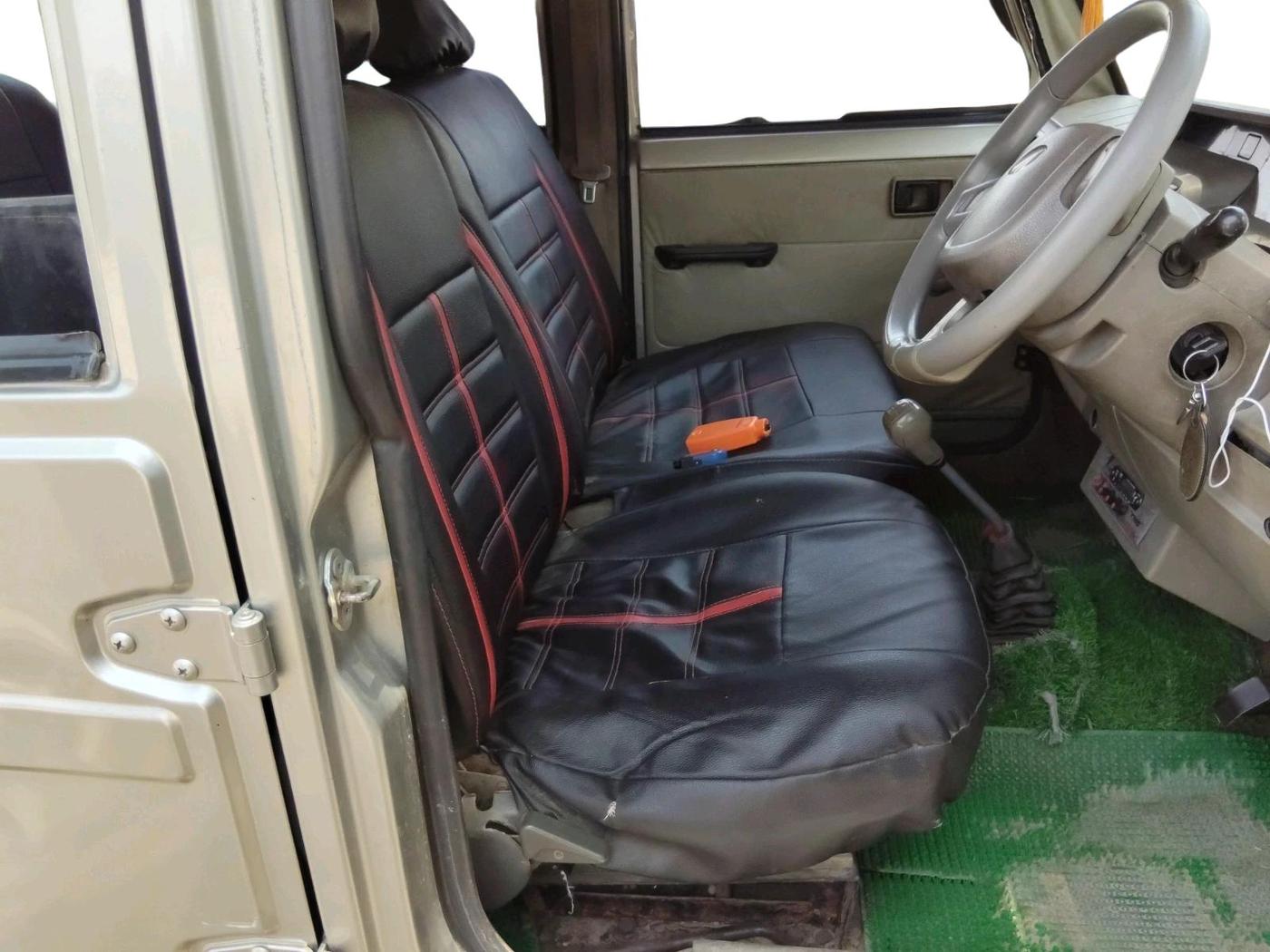 2013 Mahindra Bolero DI BS-III, Diesel, Manual, 1,10,561 km, interior