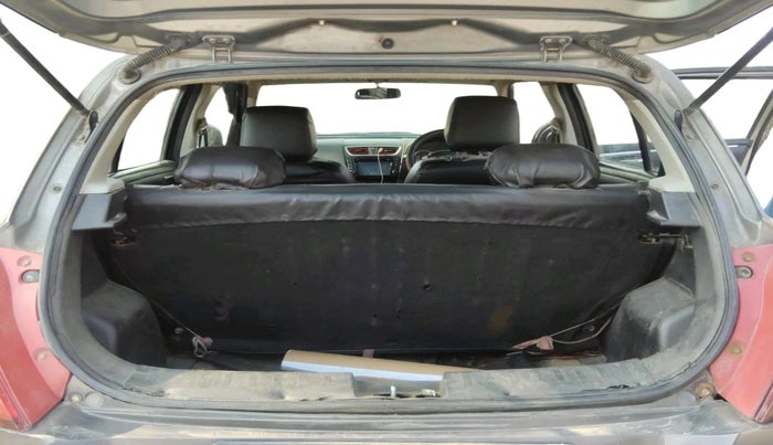 2014 Maruti Swift VDI, Diesel, Manual, 2,00,639 km, exterior