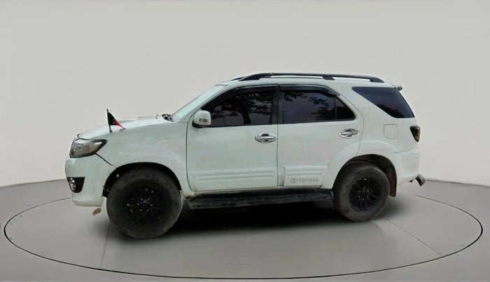 2014 Toyota Fortuner 3.0 4X4 MT, Diesel, Manual, 1,28,223 km, exterior