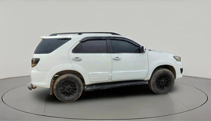2014 Toyota Fortuner 3.0 4X4 MT, Diesel, Manual, 1,28,223 km, exterior