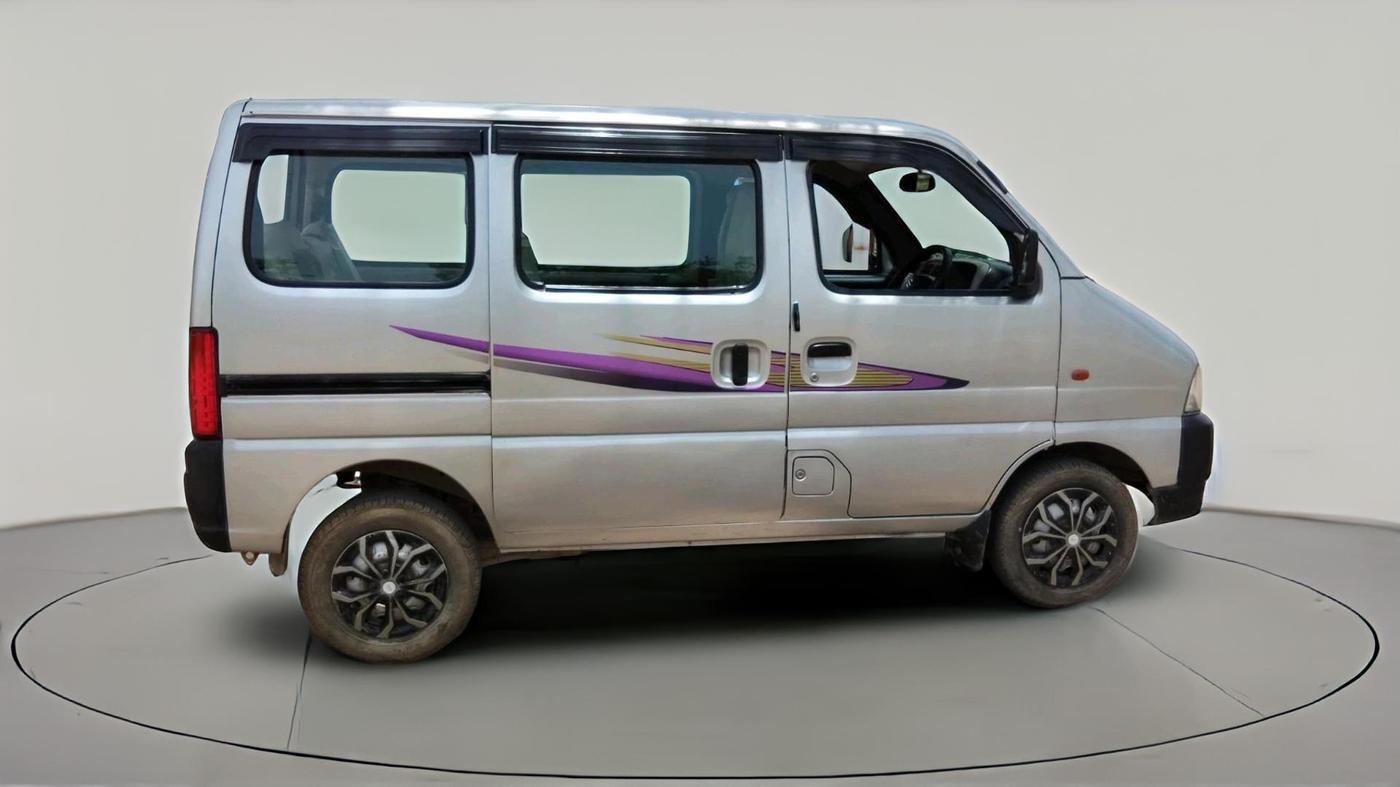 2020 Maruti Eeco 7 STR, Petrol, Manual, 46,543 km, exterior
