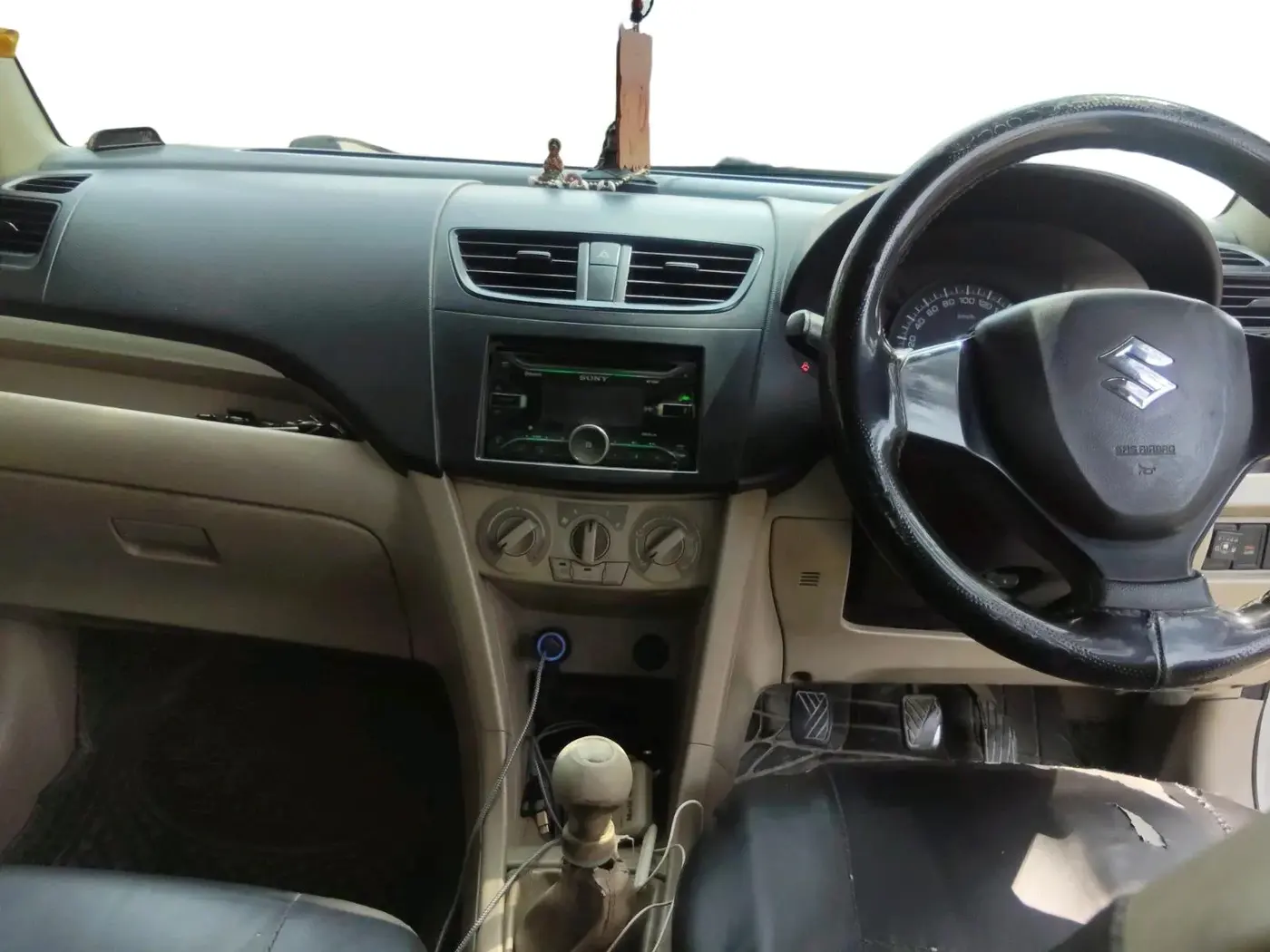 2018 Maruti Swift Dzire TOUR S PETROL, CNG, Manual, 73,839 km, interior