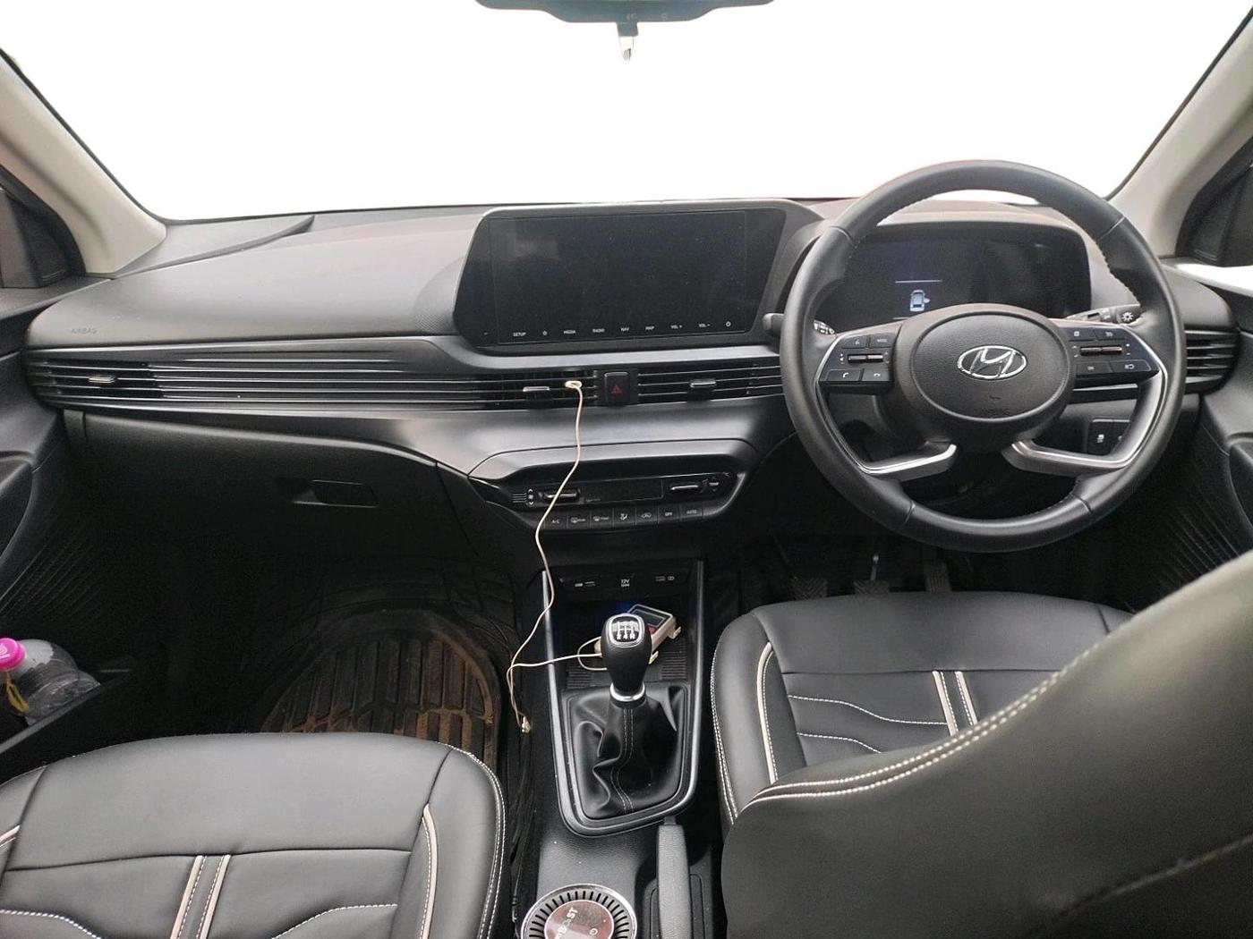 2022 Hyundai NEW I20 ASTA (O) 1.2 MT, Petrol, Manual, 24,543 km, interior
