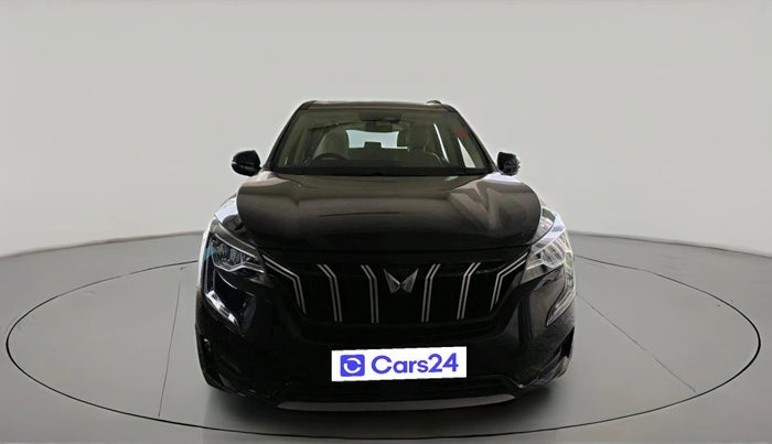 2022 Mahindra XUV700 AX 7 P AT 7 STR, Petrol, Automatic, 14,442 km, exterior