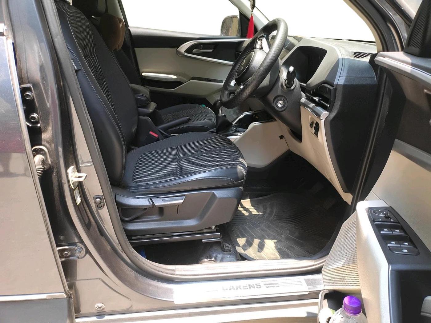 2023 KIA CARENS PRESTIGE 1.5 PETROL 7 STR, Petrol, Manual, 40,111 km, interior