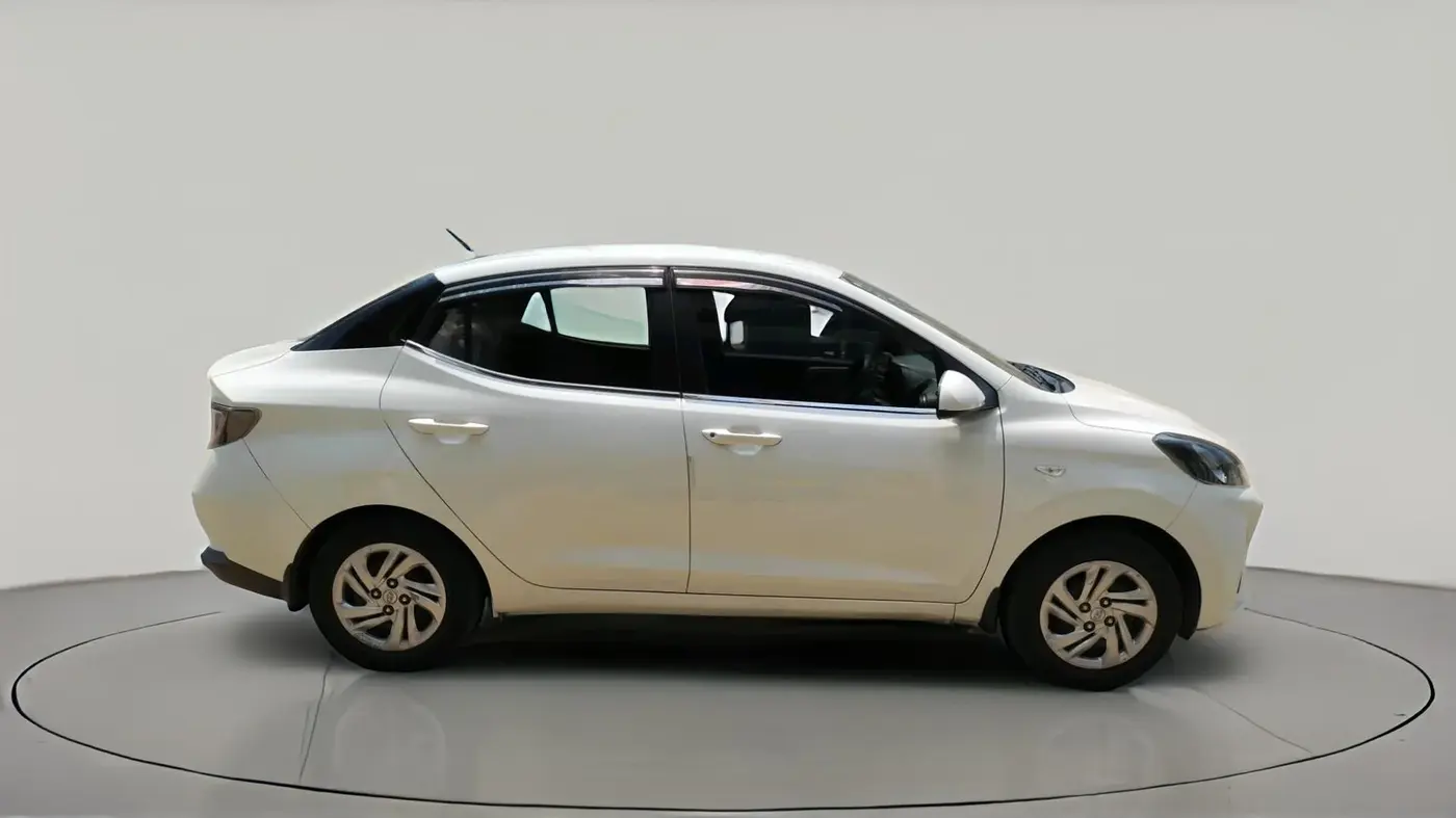 2022 Hyundai AURA S 1.2 CNG, CNG, Manual, 90,206 km, exterior