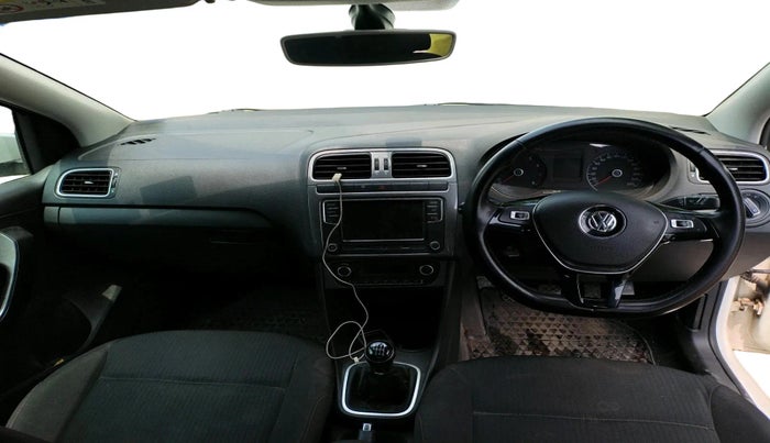 2020 Volkswagen Polo HIGHLINE PLUS 1.0, Petrol, Manual, 39,764 km, interior