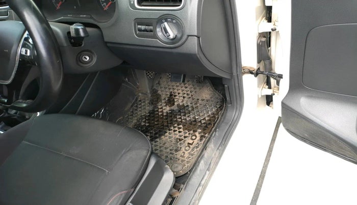 2020 Volkswagen Polo HIGHLINE PLUS 1.0, Petrol, Manual, 39,764 km, interior