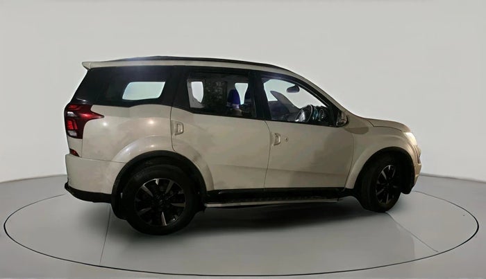 2021 Mahindra XUV500 W11, Diesel, Manual, 1,50,765 km, exterior