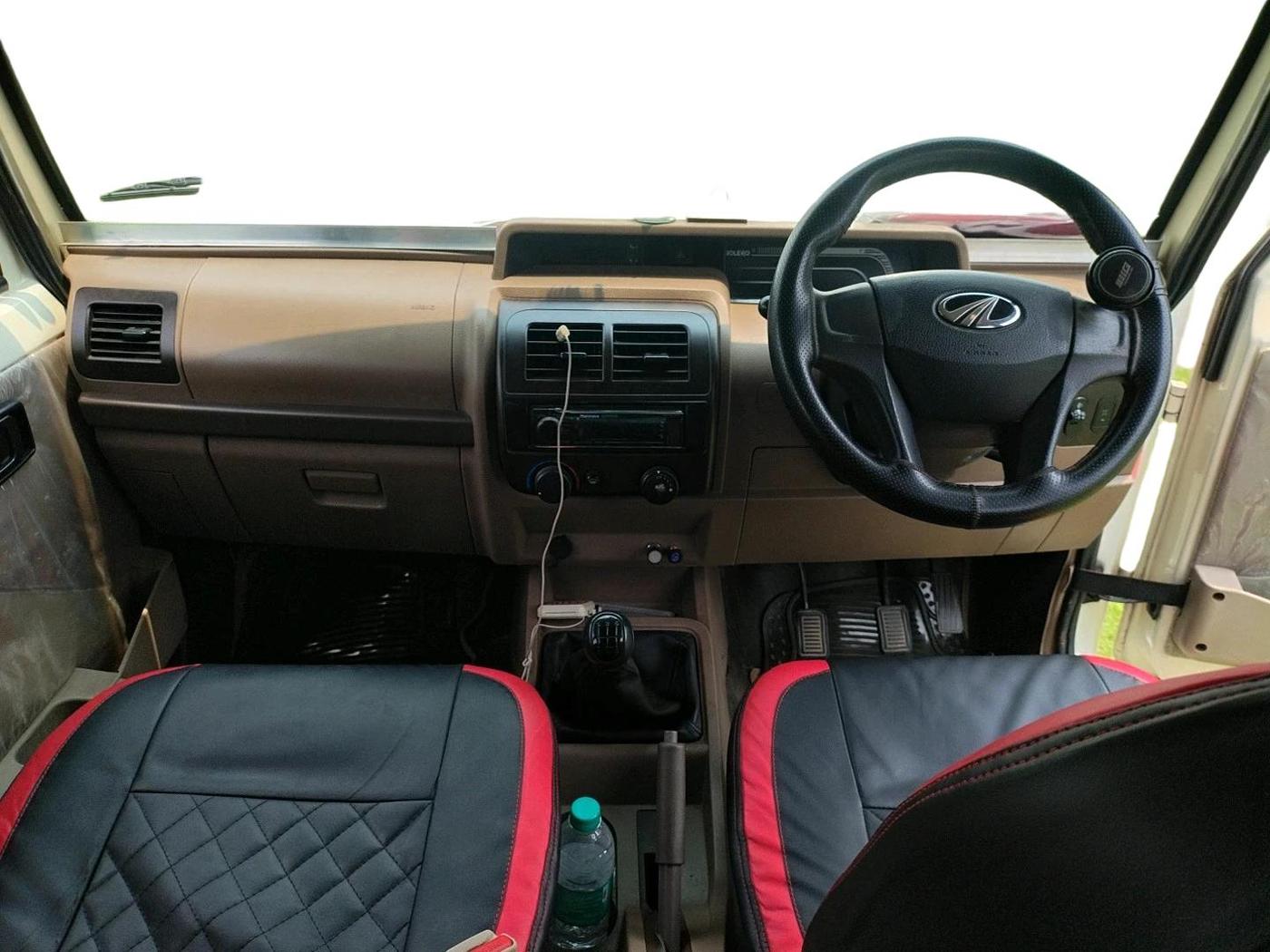 2022 Mahindra Bolero B6 (O), Diesel, Manual, 94,586 km, interior