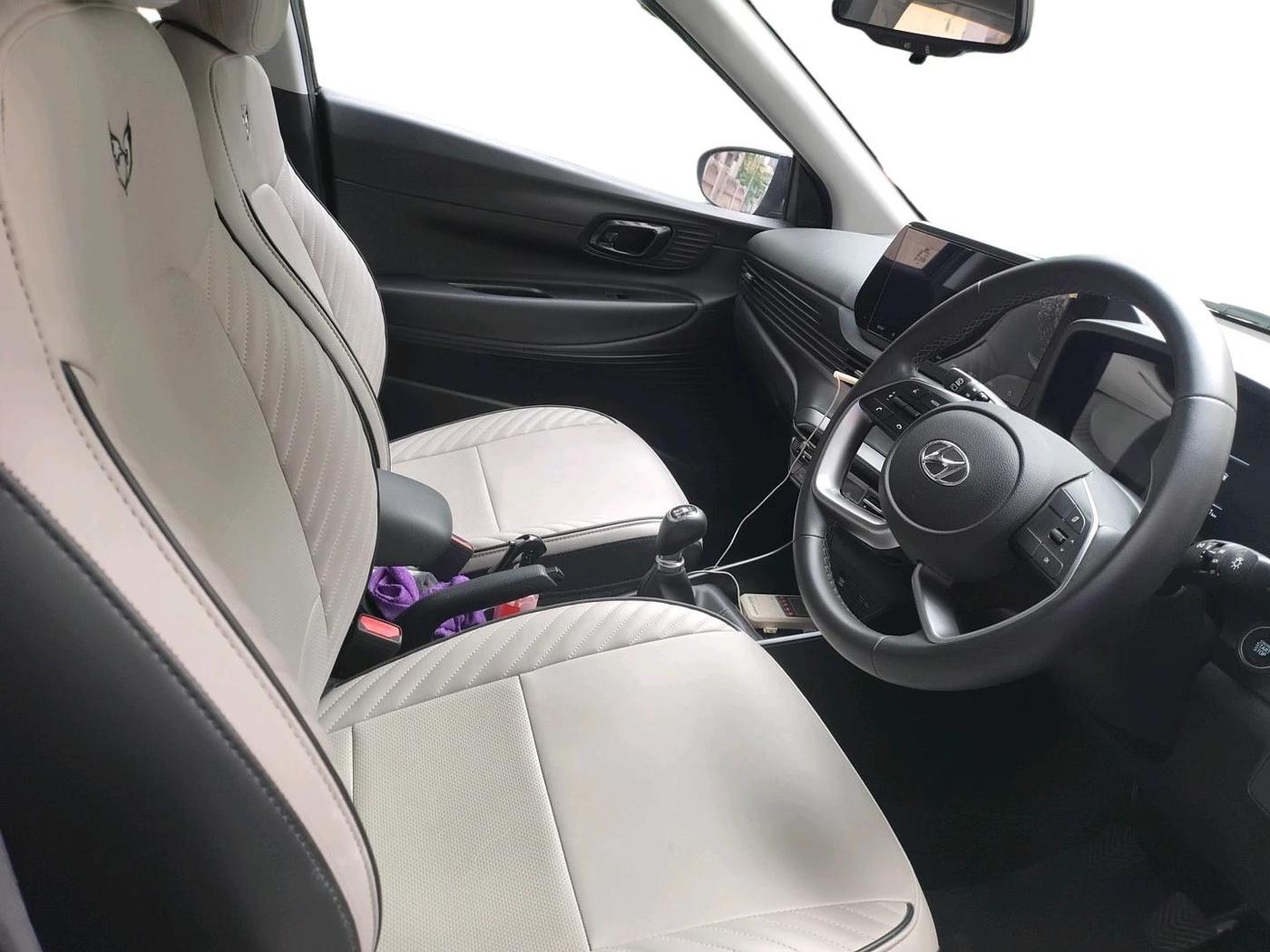 2020 Hyundai NEW I20 ASTA 1.2 MT, Petrol, Manual, 10,891 km, interior