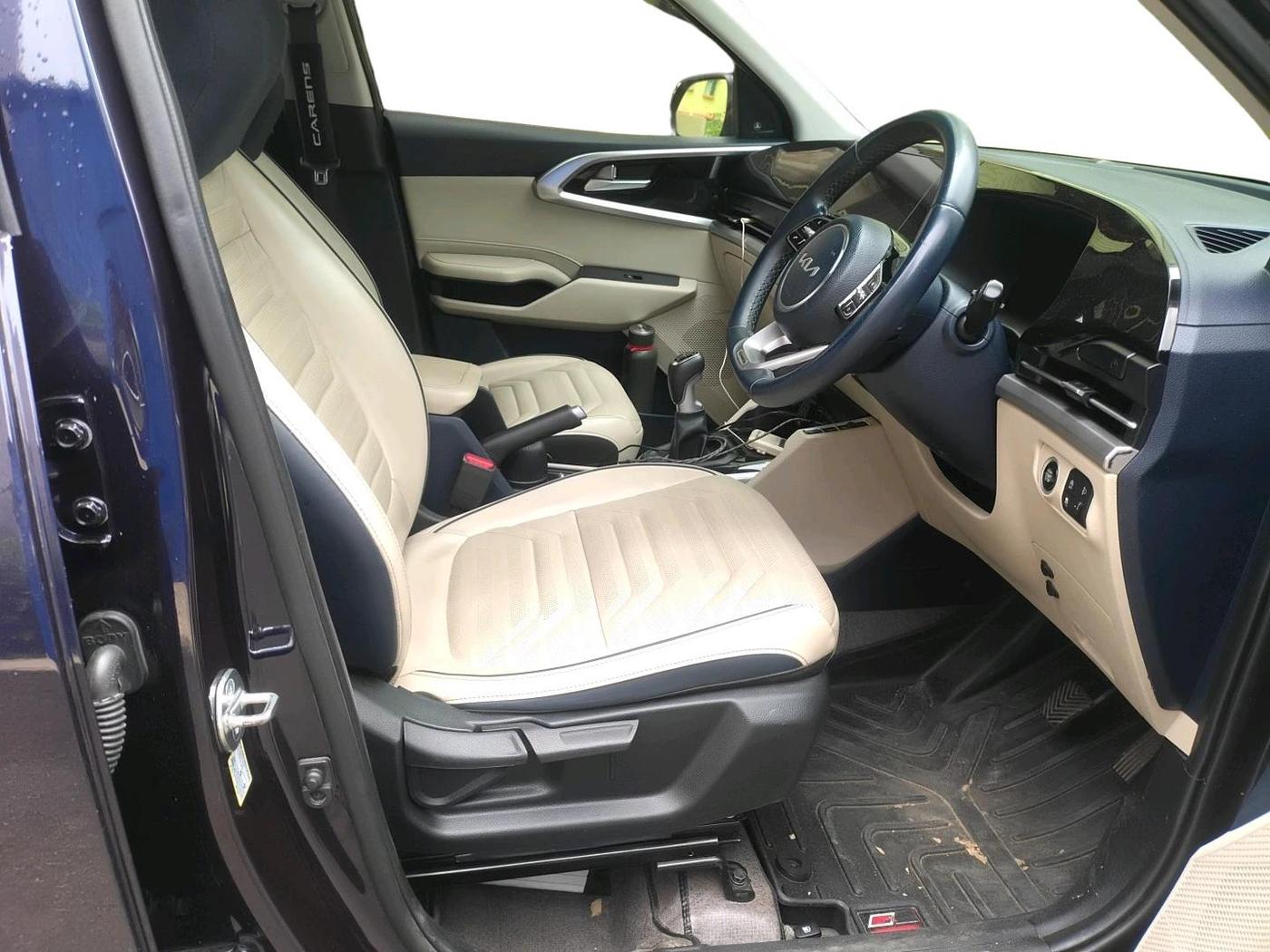 2023 KIA CARENS LUXURY PLUS IMT 1.5 DIESEL IMT, Diesel, Manual, 64,068 km, interior