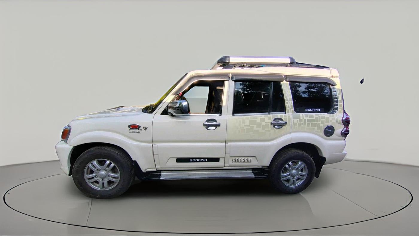 2012 Mahindra Scorpio VLX 2WD, Diesel, Manual, 1,35,712 km, exterior