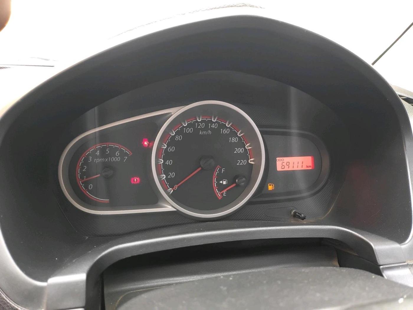 2011 Ford Figo ZXI 1.2 PETROL, Petrol, Manual, 69,111 km, interior