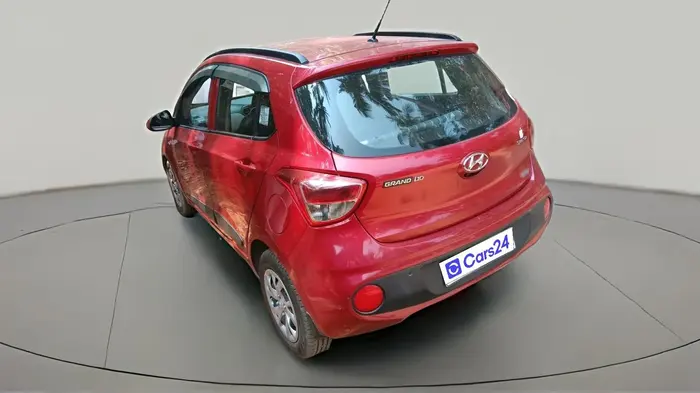 2017 Hyundai Grand i10 SPORTZ (O) 1.2 KAPPA VTVT, Petrol, Manual, 39,802 km, exterior