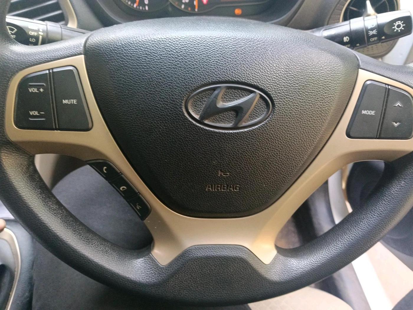 2018 Hyundai NEW SANTRO SPORTZ MT, Petrol, Manual, 27,330 km, interior