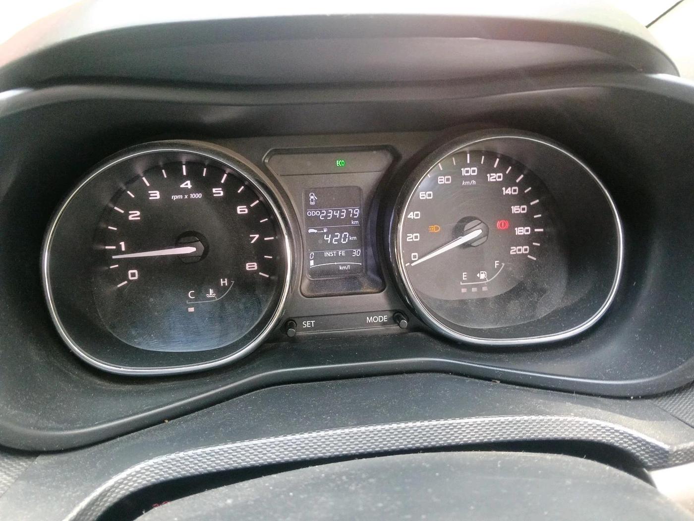 2018 Tata NEXON XZ PLUS DIESEL DUAL TONE, Diesel, Manual, 2,34,379 km, interior