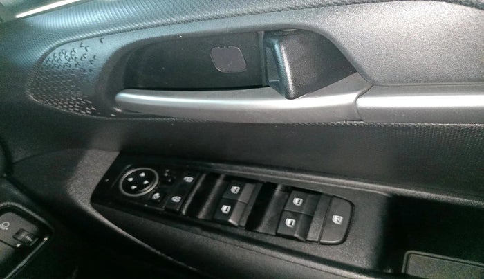 2022 KIA SONET HTK PLUS 1.0 IMT, Petrol, Manual, 18,983 km, interior