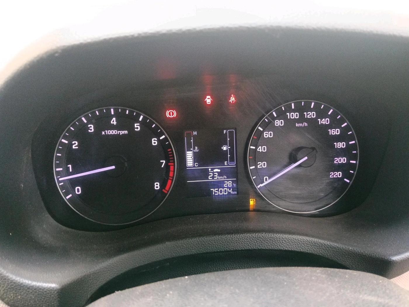 2016 Hyundai Creta E PLUS 1.6 PETROL, Petrol, Manual, 75,004 km, interior