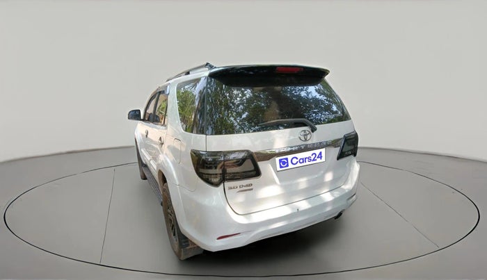 2013 Toyota Fortuner 3.0 4X2 AT, Diesel, Automatic, 2,48,346 km, exterior