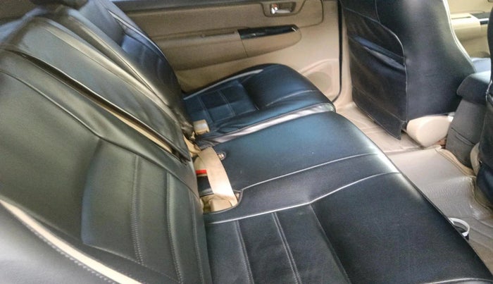 2013 Toyota Fortuner 3.0 4X2 AT, Diesel, Automatic, 2,48,346 km, interior