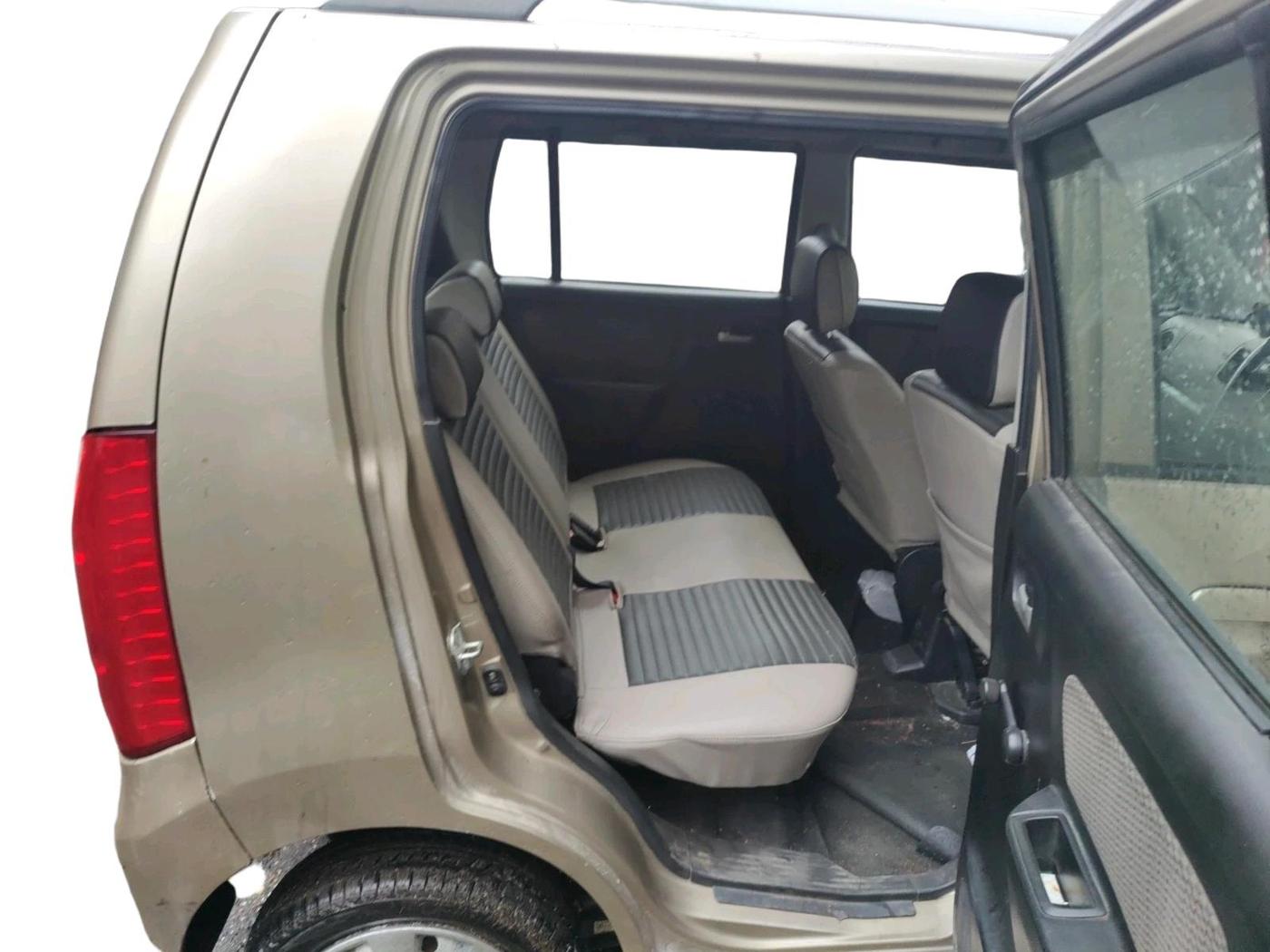 2014 Maruti Wagon R 1.0 LXI, Petrol, Manual, 92,183 km, interior