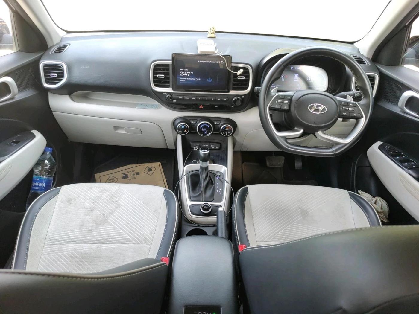 2024 Hyundai VENUE SX (O) 1.0 TURBO DCT, Petrol, Automatic, 27,148 km, interior
