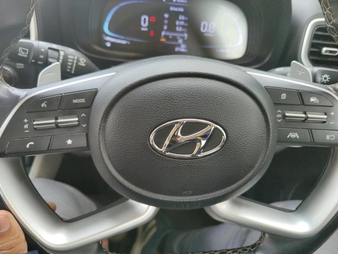 2024 Hyundai VENUE SX (O) 1.0 TURBO DCT, Petrol, Automatic, 27,148 km, interior