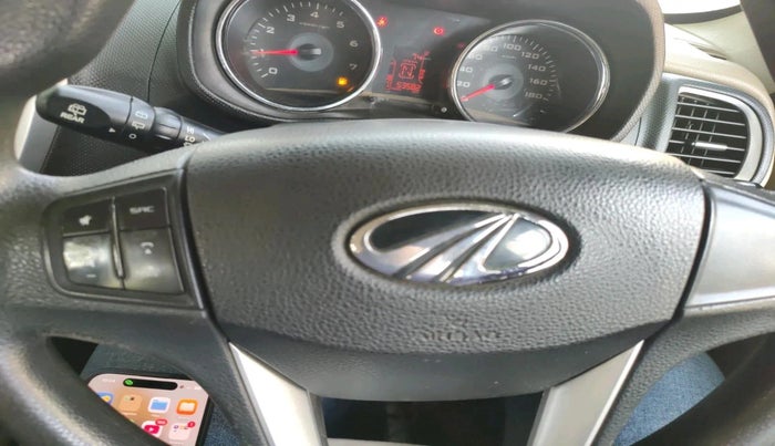 2017 Mahindra TUV300 T8, Diesel, Manual, 53,582 km, interior