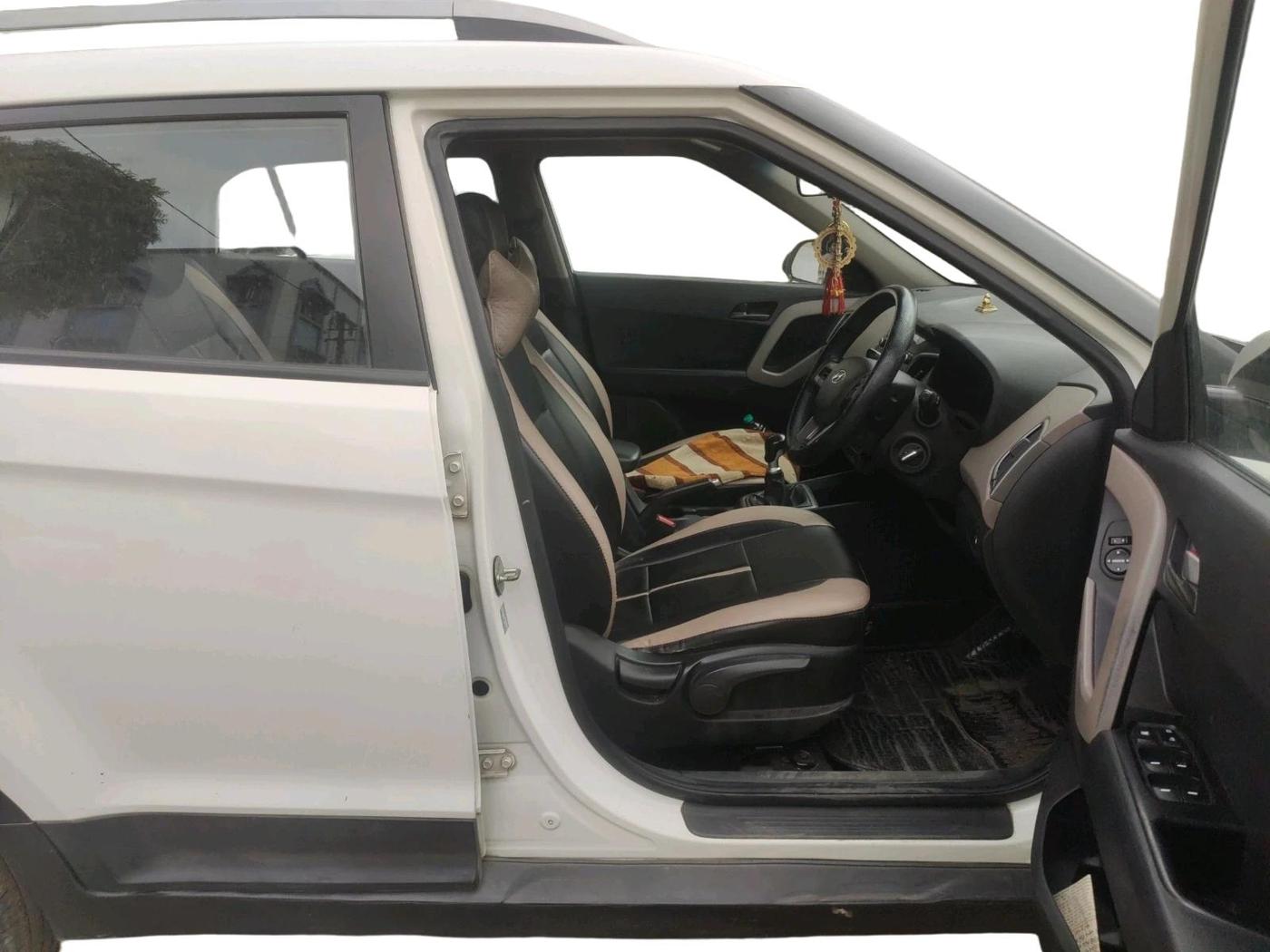 2016 Hyundai Creta S PLUS 1.4 DIESEL, Diesel, Manual, 1,31,789 km, interior