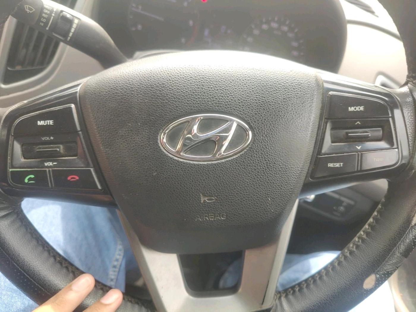 2016 Hyundai Creta S PLUS 1.4 DIESEL, Diesel, Manual, 1,31,789 km, interior