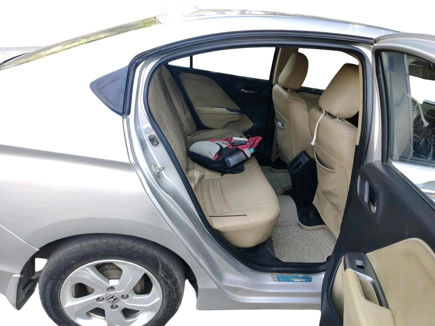 2015 Honda City 1.5L I-VTEC V MT, CNG, Manual, 1,59,640 km, interior