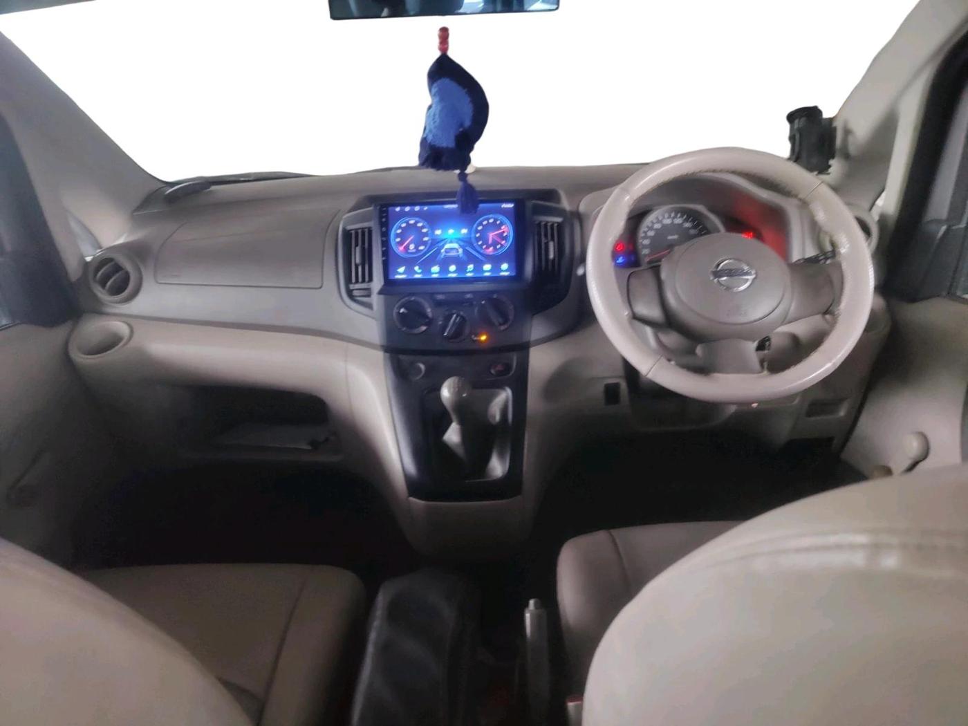 2014 Nissan Evalia XE, Diesel, Manual, 1,47,836 km, interior