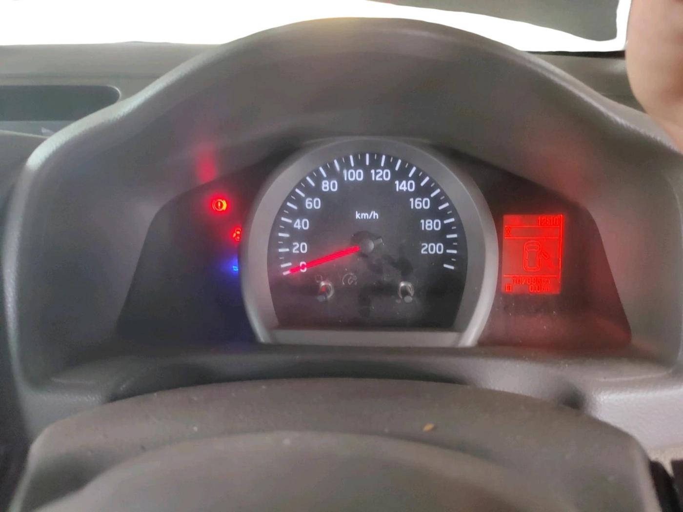 2014 Nissan Evalia XE, Diesel, Manual, 1,47,836 km, interior