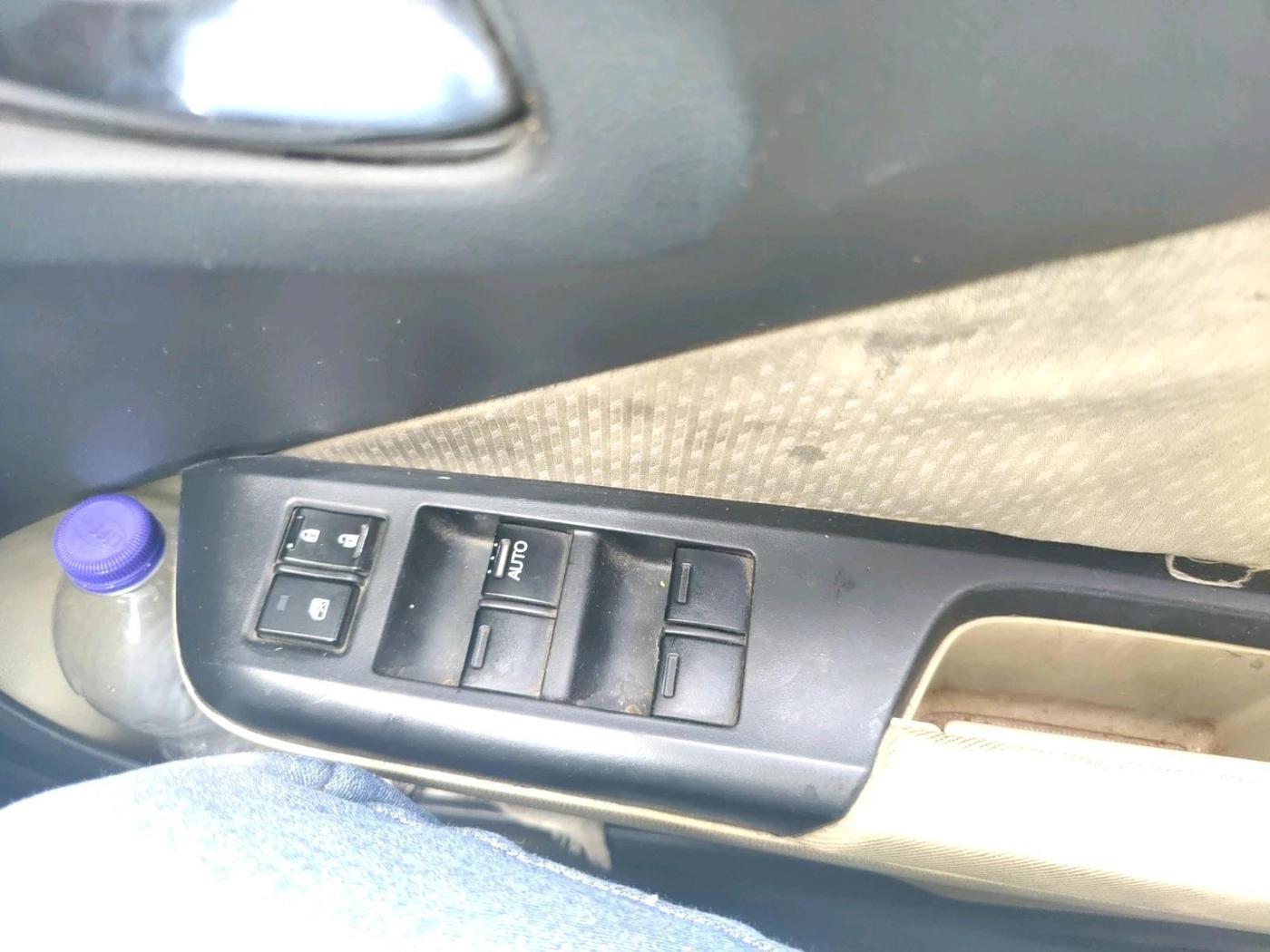 2017 Honda City 1.5L I-DTEC V, Diesel, Manual, 94,264 km, interior
