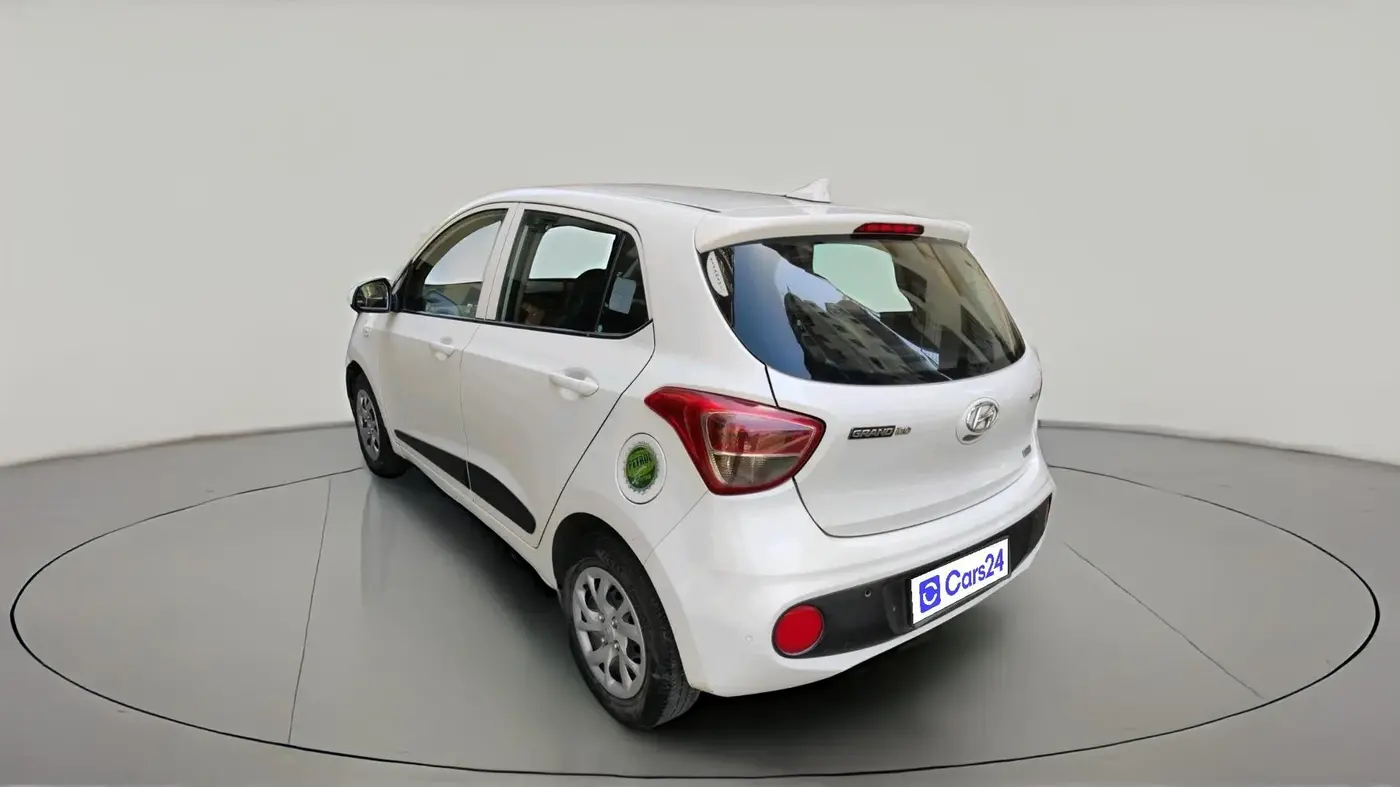 2017 Hyundai Grand i10 SPORTZ 1.2 KAPPA VTVT, Petrol, Manual, 98,418 km, exterior