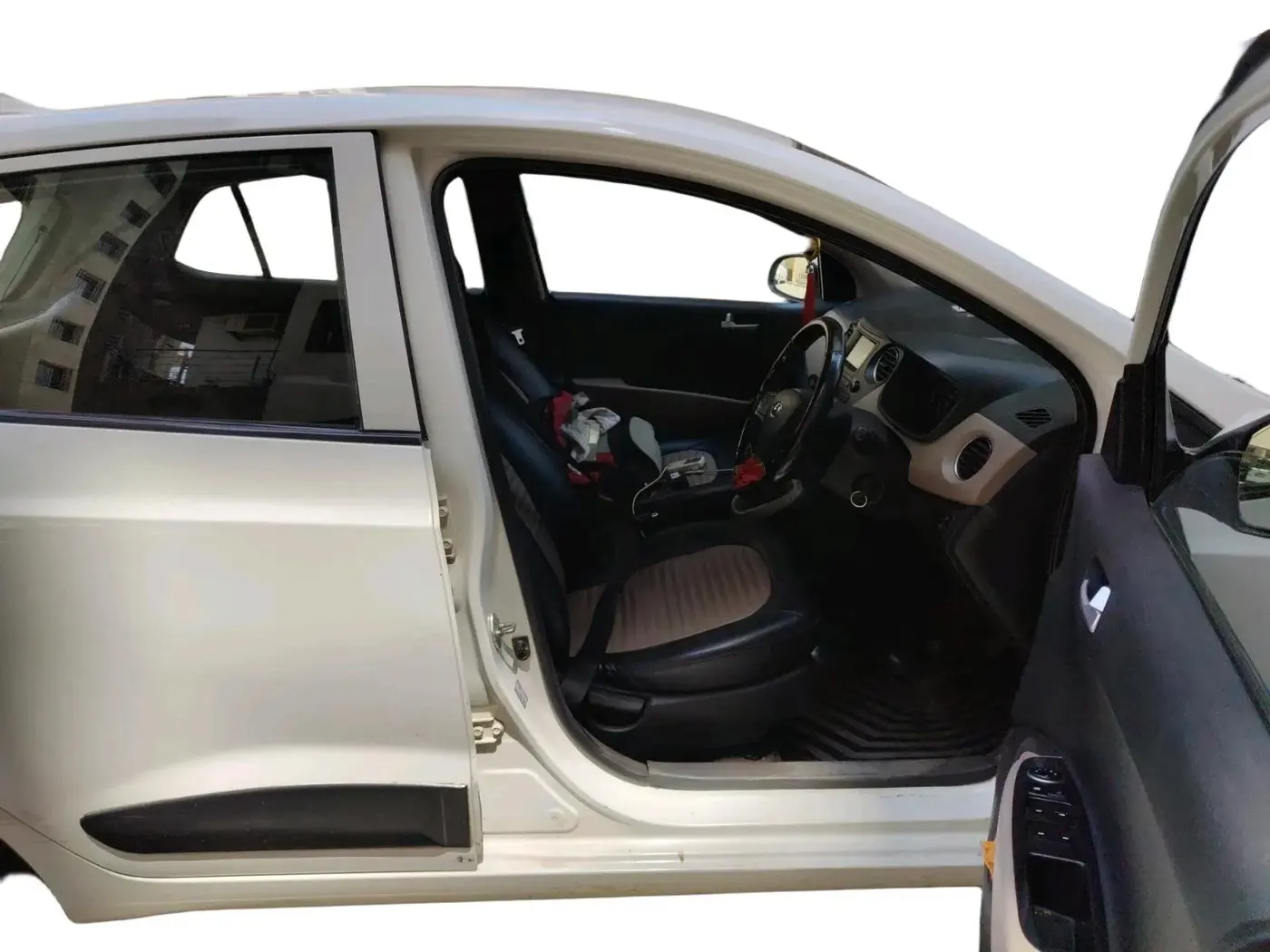 2017 Hyundai Grand i10 SPORTZ 1.2 KAPPA VTVT, Petrol, Manual, 98,418 km, interior