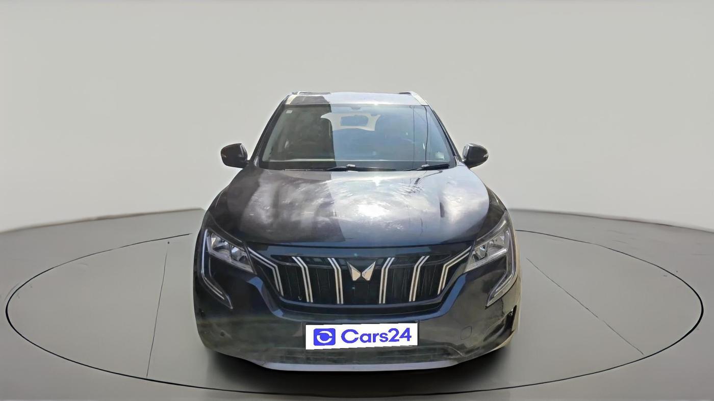 2022 Mahindra XUV700 AX 3 P MT 5 STR, CNG, Manual, 35,000 km, exterior