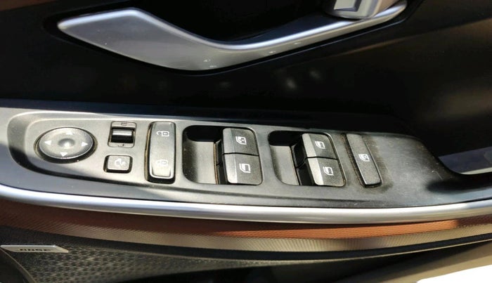 2021 Hyundai ALCAZAR PLATINUM (O) 6STR 2.0 AT, Petrol, Automatic, 75,229 km, interior