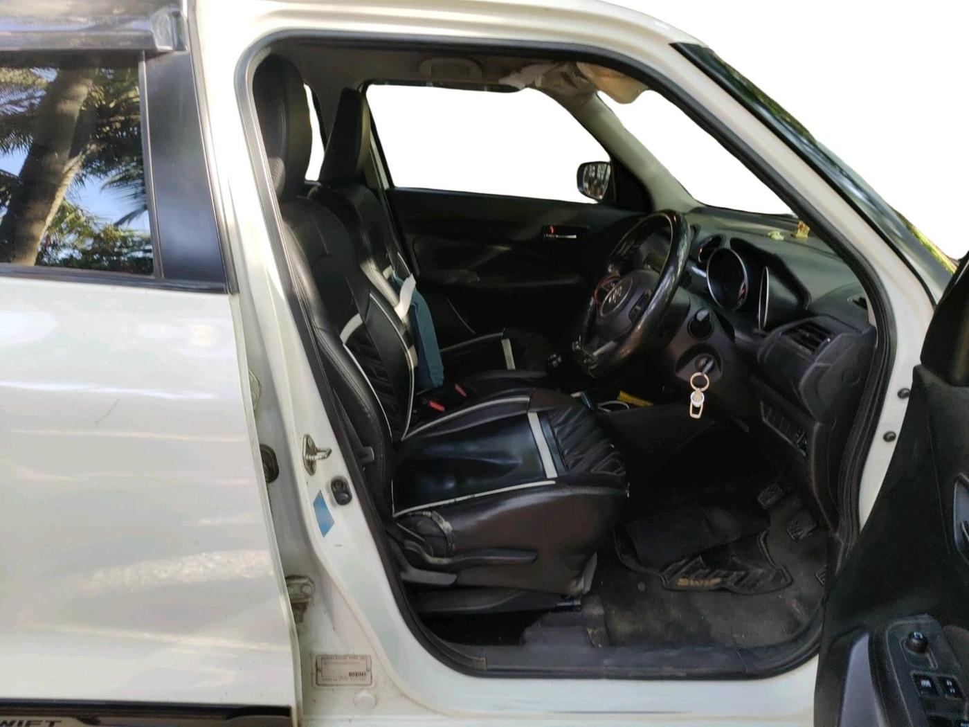 2021 Maruti Swift VXI, Petrol, Manual, 65,398 km, interior