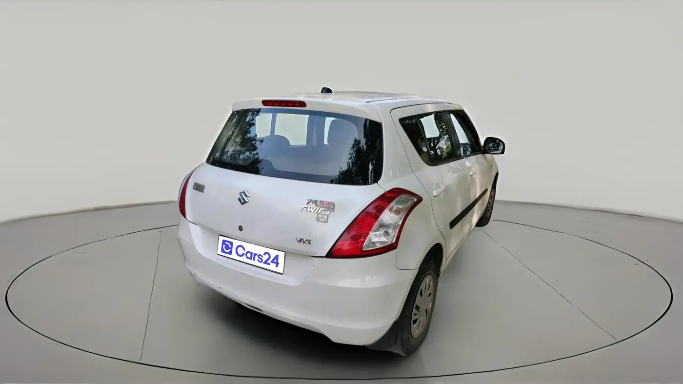 2015 Maruti Swift VXI, CNG, Manual, 1,22,576 km, exterior