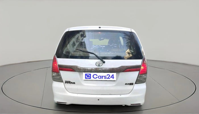 2014 Toyota Innova 2.5 GX 8 STR, Diesel, Manual, 1,85,143 km, exterior