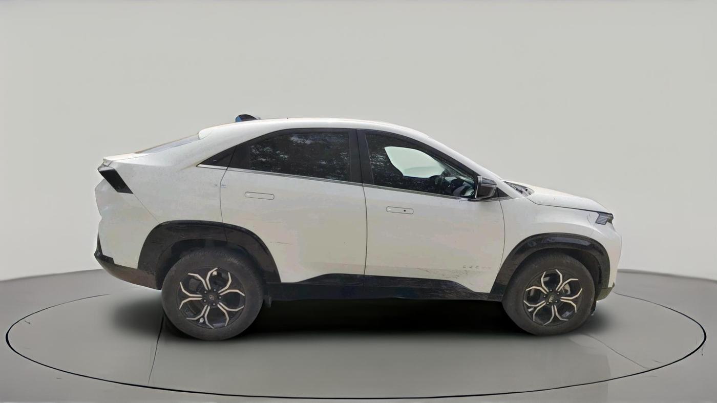 2025 Tata Curvv Creative 1.5 Diesel 6MT, Diesel, Manual, 9,132 km, exterior
