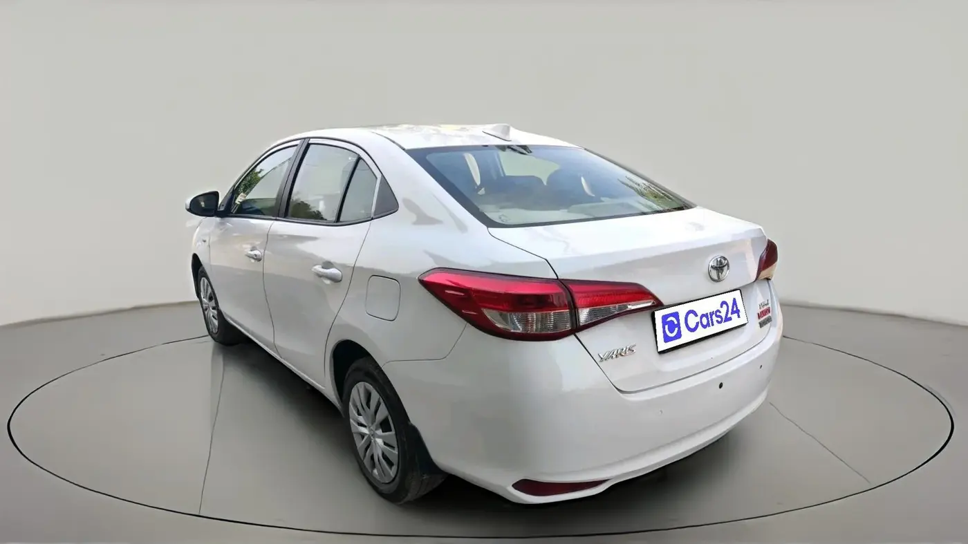 2021 Toyota YARIS J MT, Petrol, Manual, 72,389 km, exterior