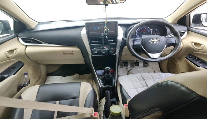 2021 Toyota YARIS J MT, Petrol, Manual, 72,389 km, interior