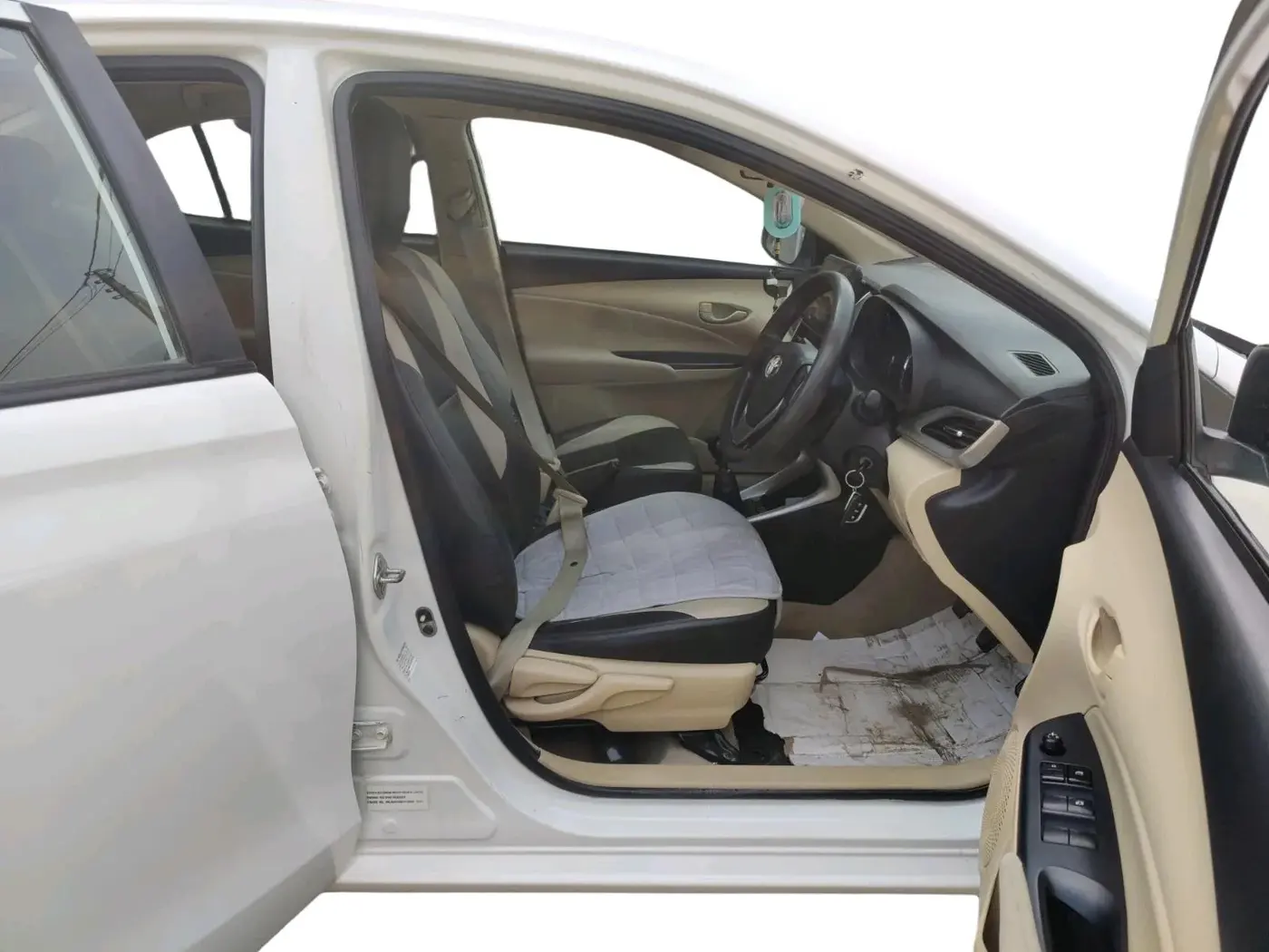 2021 Toyota YARIS J MT, Petrol, Manual, 72,389 km, interior