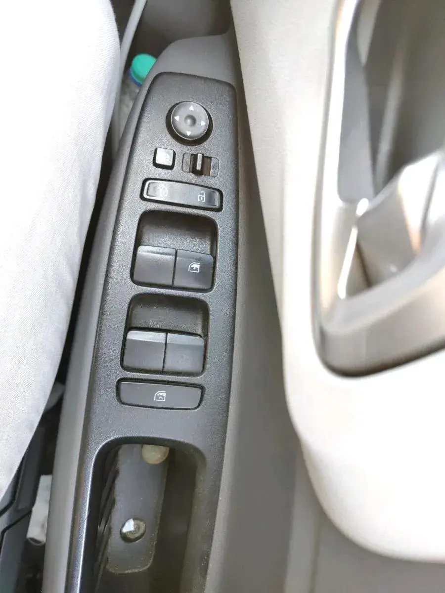 2020 Hyundai GRAND I10 NIOS SPORTZ 1.2 KAPPA VTVT CNG, CNG, Manual, 64,165 km, interior